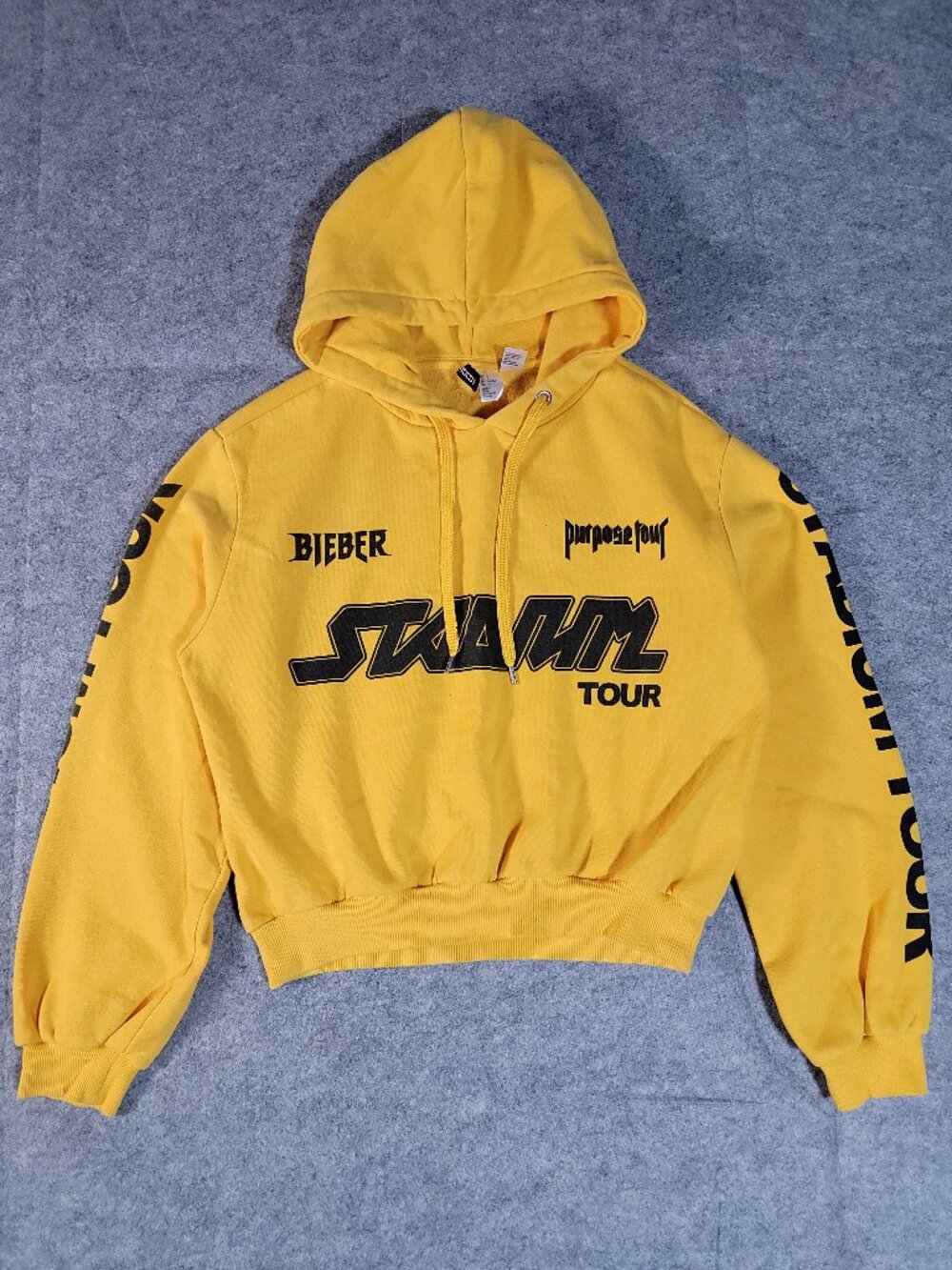 H&M x Justin Bieber Yellow Purpose Stadium Tour Graphic Cropped Hoodie Small